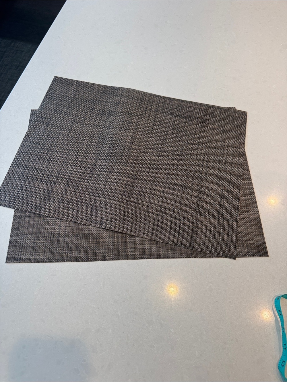 Chilewich Woven Placemat in Brown and Black